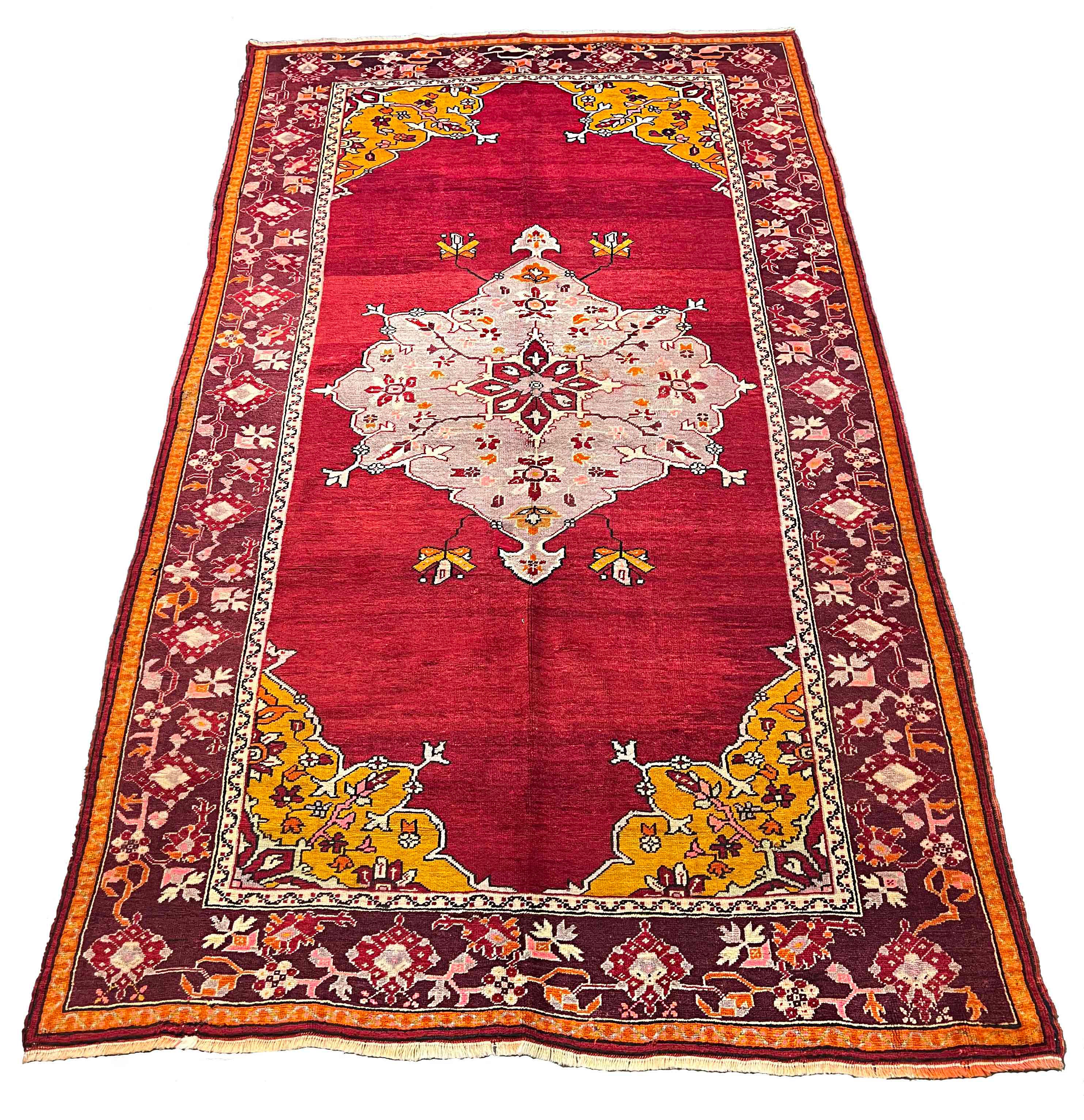 Exquisite vintage Turkish Herekke rug with antique ivory field and soft sage floral patterns in wool #2032.	N